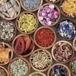 عطاره و أعشاب